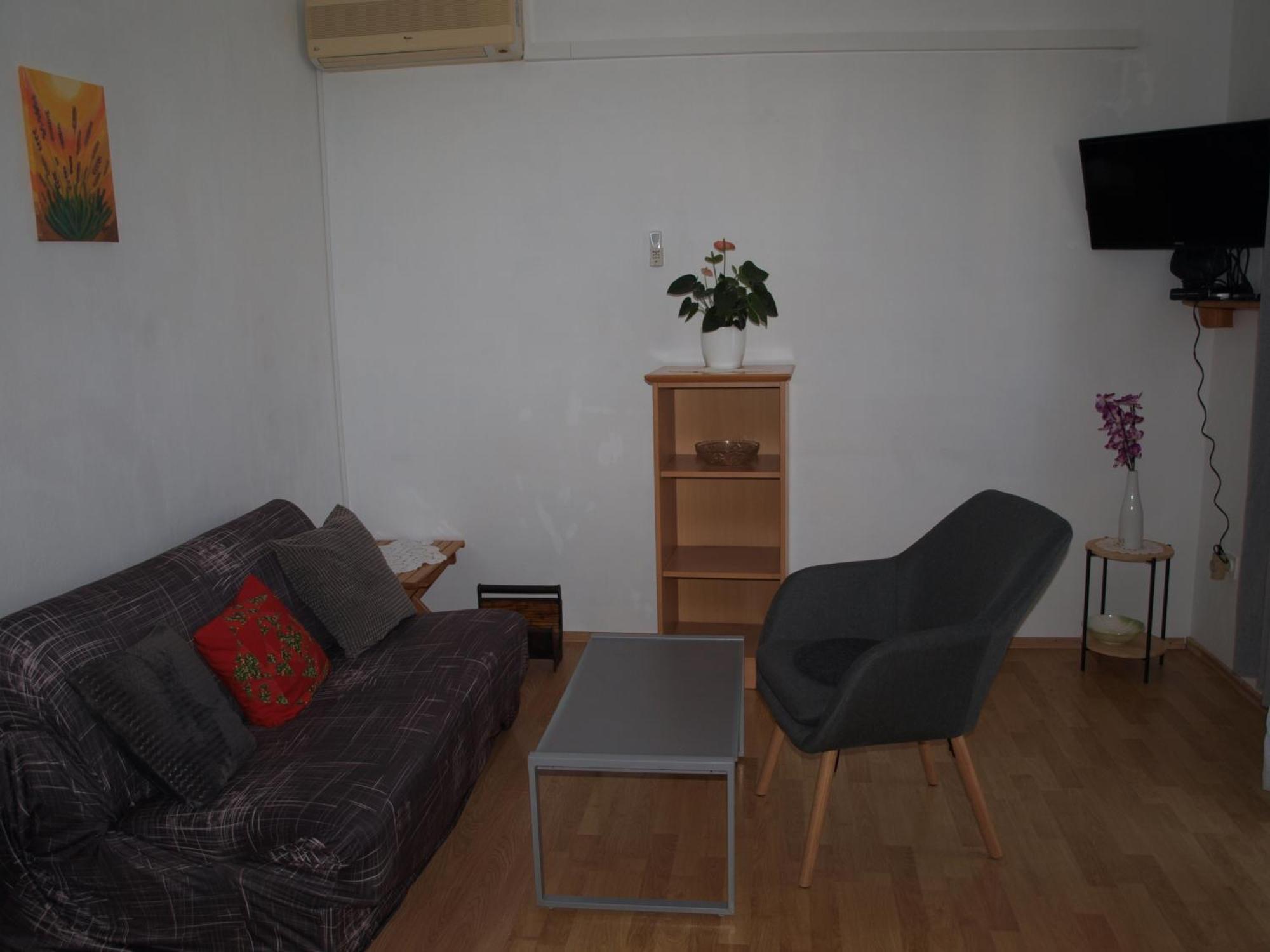 Rooms With A Parking Space Krk - 13553 Vrh  Eksteriør billede